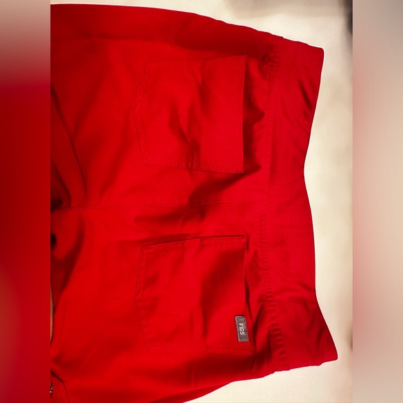 Figs uniform - Picture 5 of 6